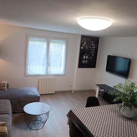 Maison A La Campagne Biras Eksteriør billede